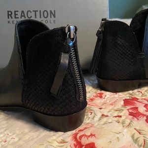 NIB, NWOT Kenneth Cole Reaction Booties, 6.5, Black